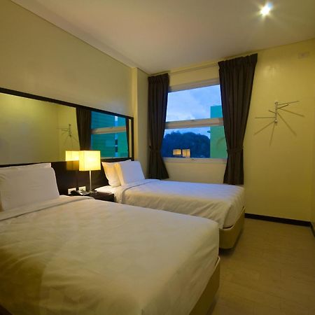 Go Hotels Iloilo Exteriér fotografie