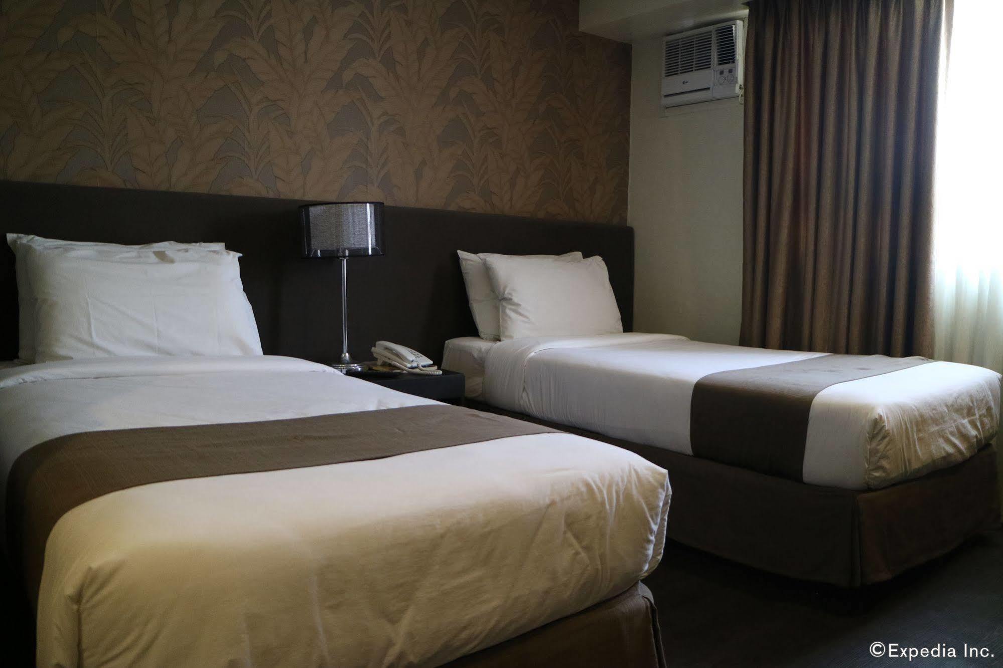 Go Hotels Iloilo Exteriér fotografie